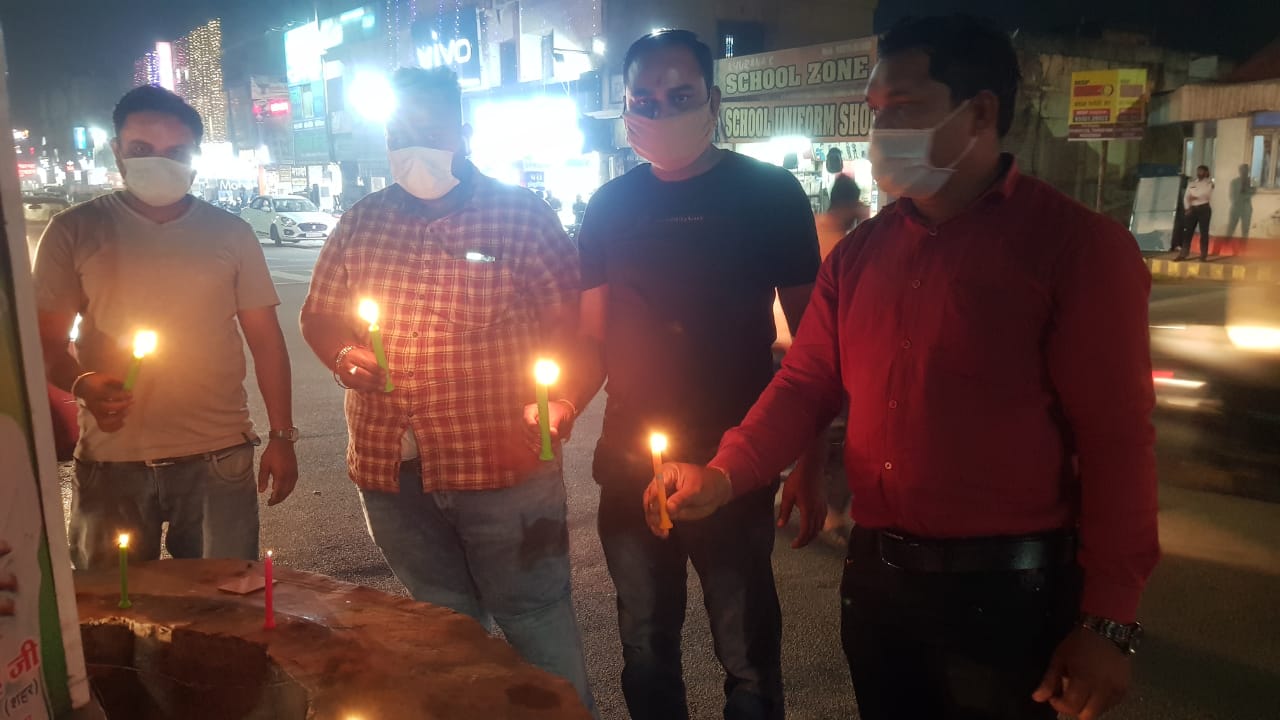 वीर गति को प्राप्त 22 जवान को भारतीय जनता युवा मोर्चा जिला कोरबा ने दी श्रद्धांजलि