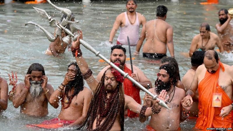 संतन ढिंग बैठ-बैठ रोज जान खोई