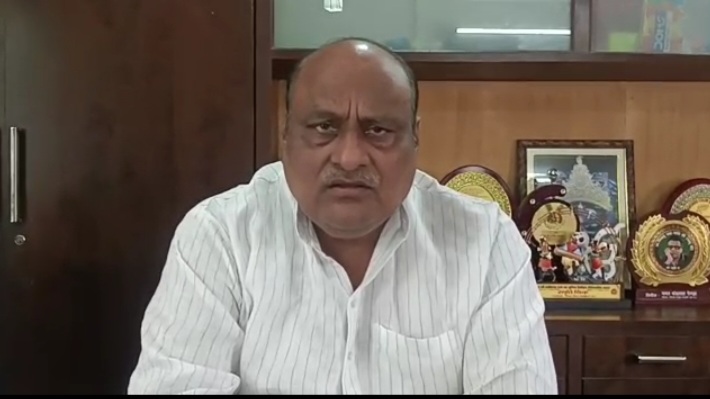 पुनिया के खिलाफ बगावती सुर से लिया यूटर्न .. सुनिये – अपने बयानों से कैसे पलटे मंत्री जयसिंह अग्रवाल ..देखे दोनो बयानो का विडिओ