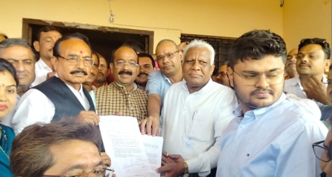 छत्तीसगढ:- फर्जी जाति प्रमाण पत्र बनवाकर पार्षद का चुनाव लड़ा और अध्यक्ष पद पर किया कब्जा, भाजपा ने  खोला मोर्चा