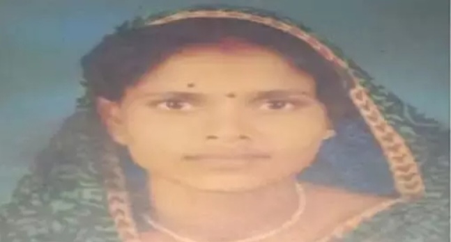 स्कार्फ से गला घोंटने वाला प्रेमी गिरफ्तार, झाड़ियों में फेंक दी थी शादीशुदा प्रेमिका की लाश