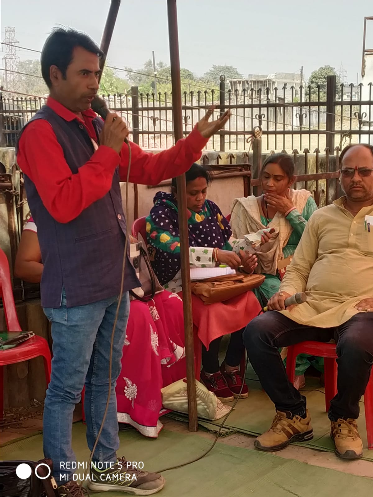 कामरेड नवरंग लाल के पुण्यतिथि पर आंगनबाड़ी कार्यकर्ताओं सहायिकाओं द्वारा चलाए जा रहे आंदोलन को सीपीआई ने दिया समर्थन