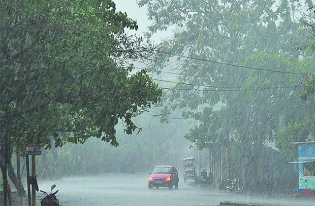 छत्तीसगढ़:-आंधी-तूफान का अलर्ट जारी, अगले 3 दिनों में बारिश के आसार, तेज हवाओं के साथ गिर सकते हैं ओले