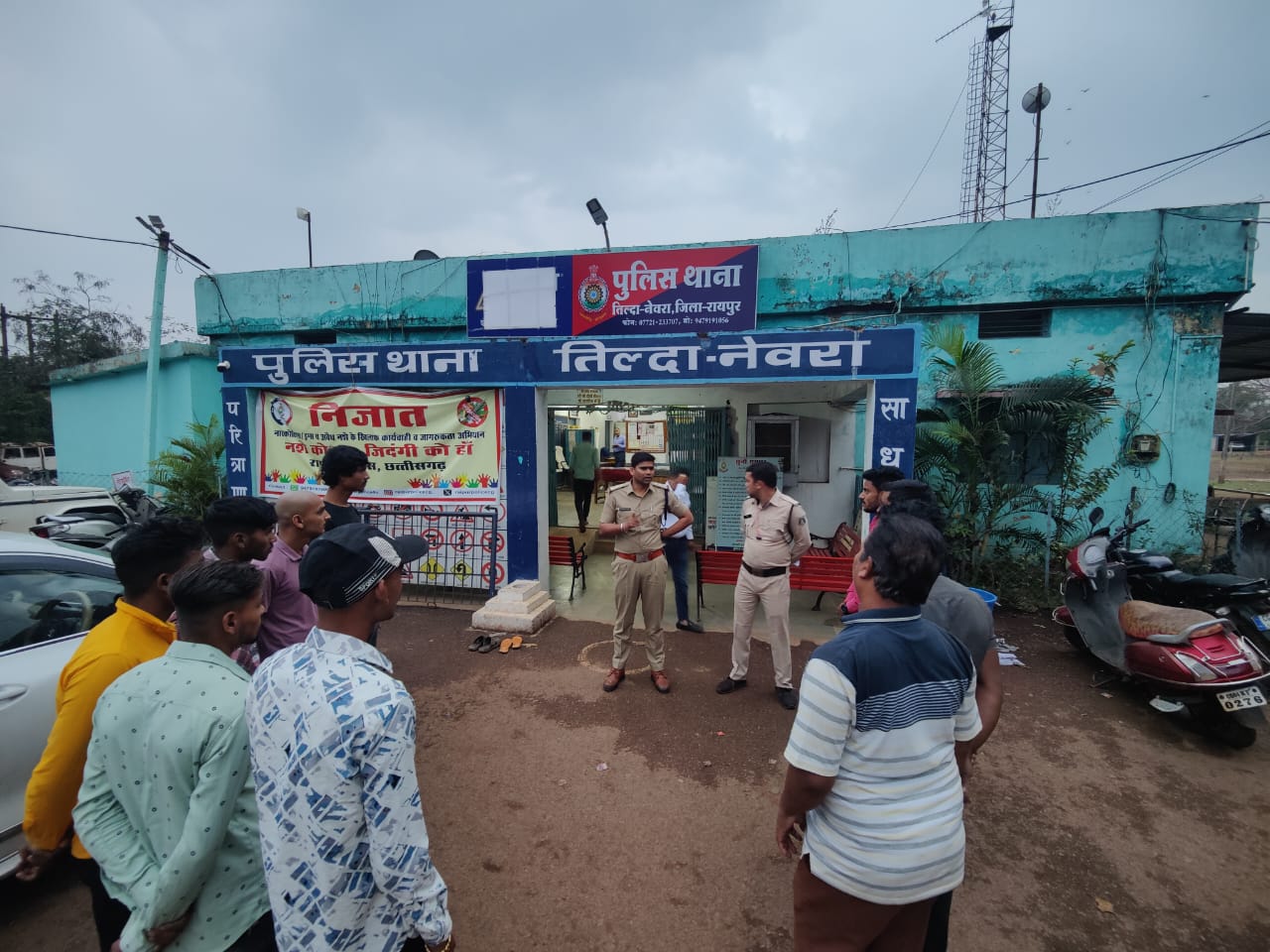 छत्तीसगढ़:-आगामी लोकसभा चुनाव के बीच त्योहारों को देखते हुए पुलिस सतर्क,गुण्डे बदमाशो की खैर नही…