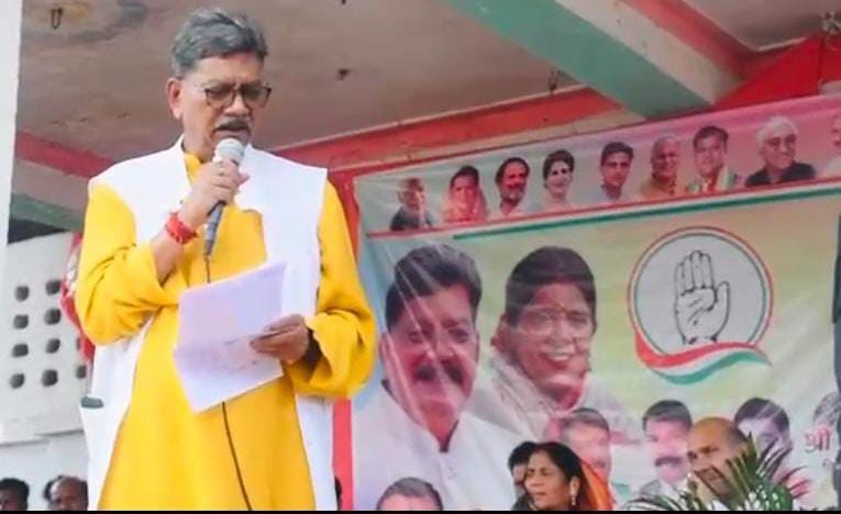 बाहरी आदमी का नहीं, अपने सगा-संगी का भरोसा करें : डॉ. महंत