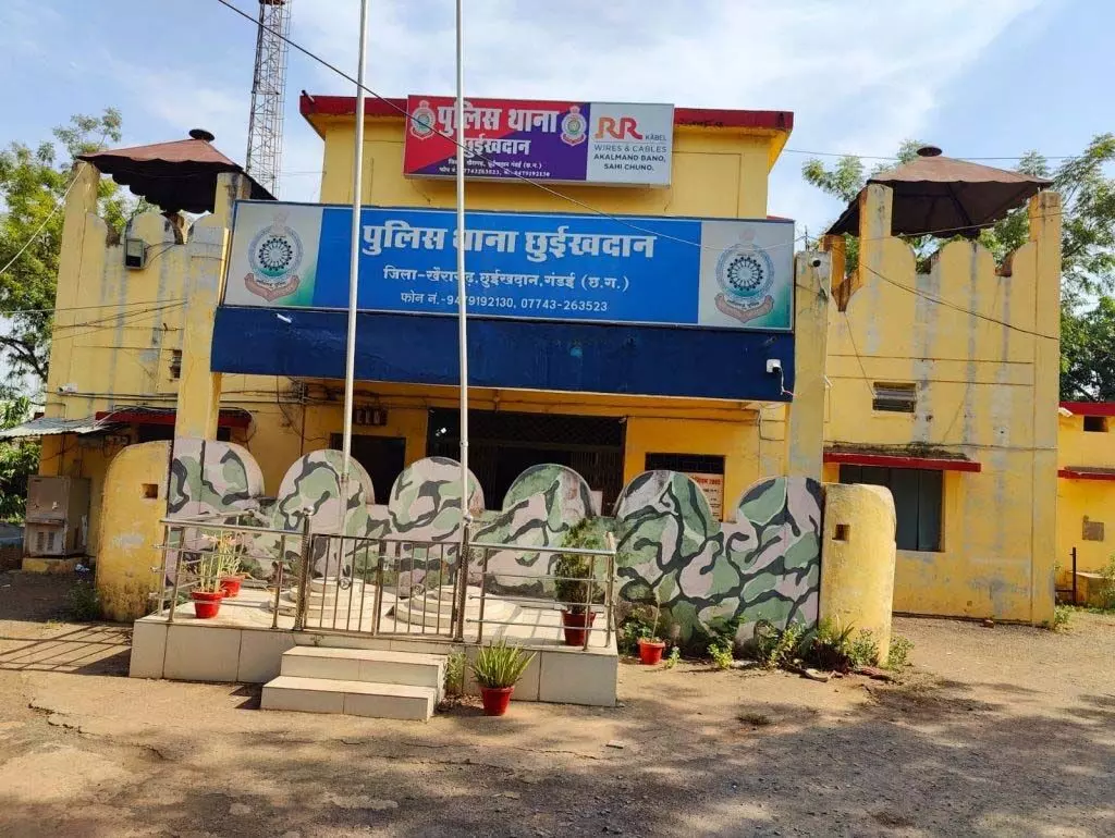 छत्तीसगढ़:- नाबालिग बहन ने बड़े भाई की कर दी कुल्हाड़ी से मार कर बेरहमी से हत्या, पुलिस ने किया बड़ा खुलासा…