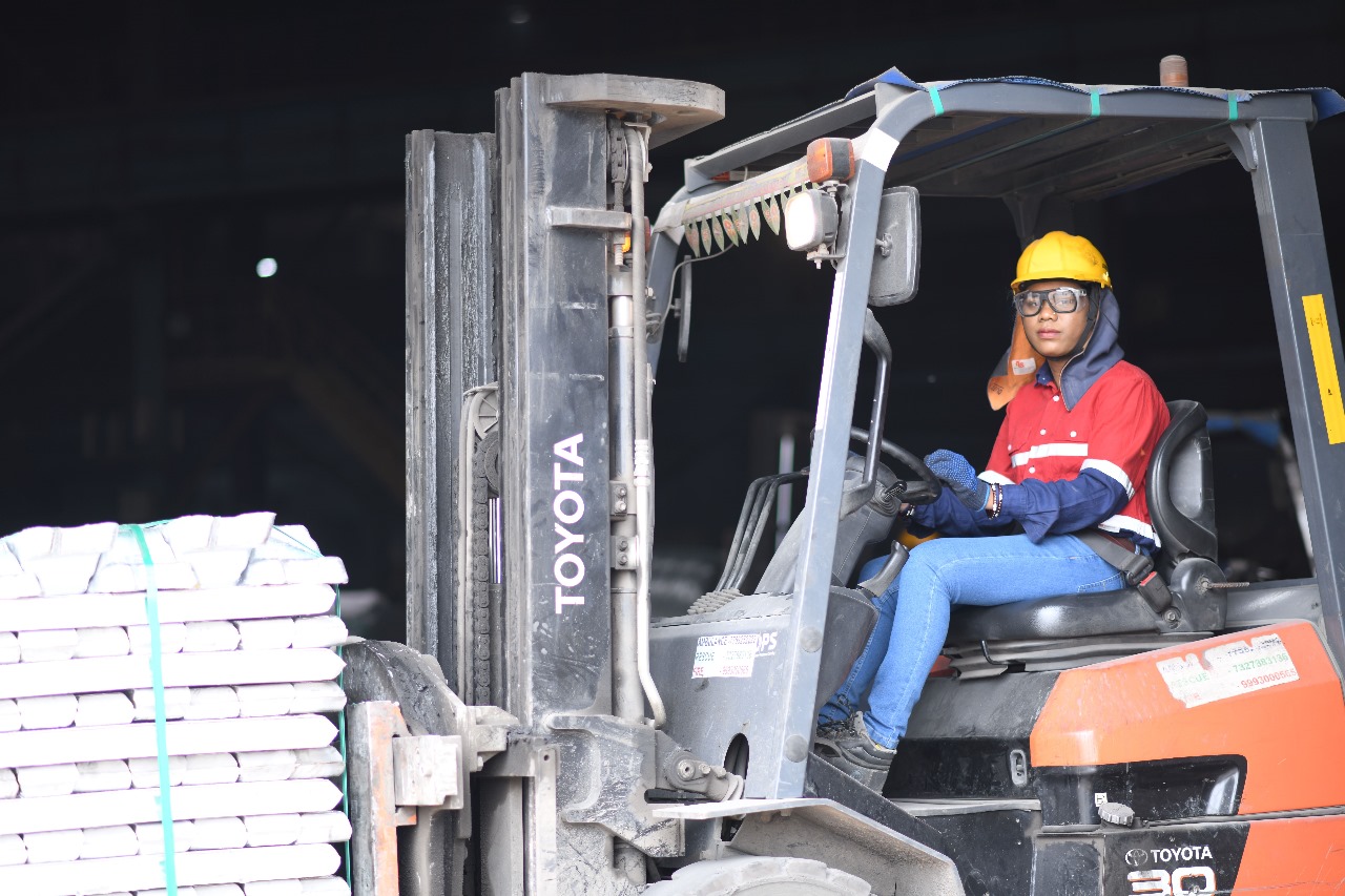 बालको के पहल से ट्रांसजेंडर कर्मचारियों को मिला उत्कृष्ट कार्य वातावरण