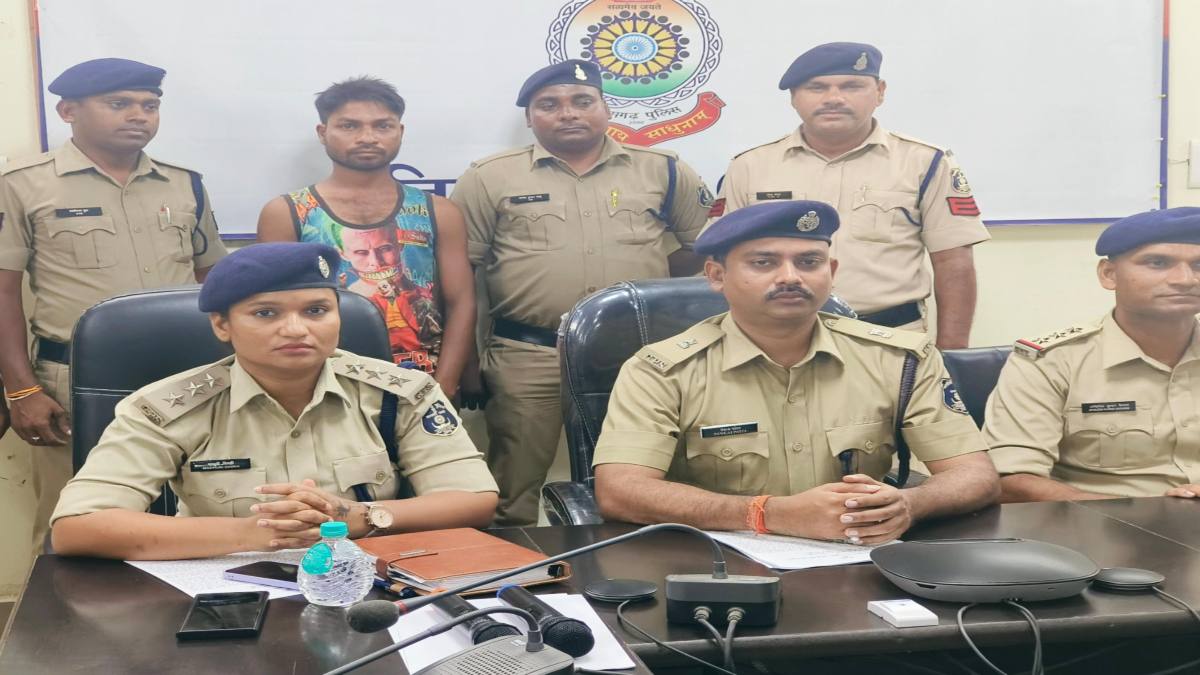 छत्तीसगढ़:- पत्नी को साथ नहीं भेजने से नाराज दामाद ने कर दी ससुर की हत्या, पुलिस ने 24 घंटे के भीतर सुलझाई ब्लाइंड मर्डर की गुत्थी