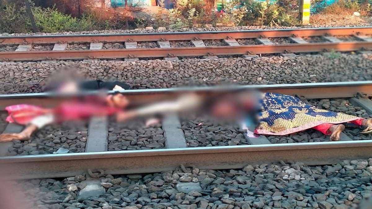 छत्तीसगढ़:- ‘वेलेंटाइन डे’ पर प्रेमी जोड़े ने ट्रेन के सामने कूदकर दी जान, कई टुकड़ों में बंटा शव