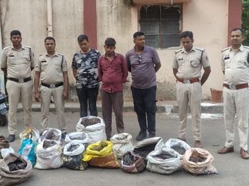छत्तीसगढ़:- कोरबा पुलिस ने सक्ती से जब्त किया 270 किलो चोरी का तांबा, 3 गिरफ्तार, सीएसईबी प्लांट से चोरी करना किया कबूल