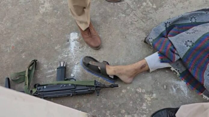 छत्तीसगढ़:- विधायक के पीएसओ ने सर्विस राइफल से खुद को मारी गोली, कारण अज्ञात