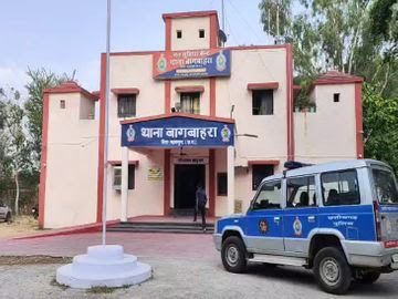 छत्तीसगढ़:- TI से विवाद के बाद ASI ने खाया जहर, किराए के मकान में मिली लाश,मीटिंग में नहीं आने पर हुआ था विवाद