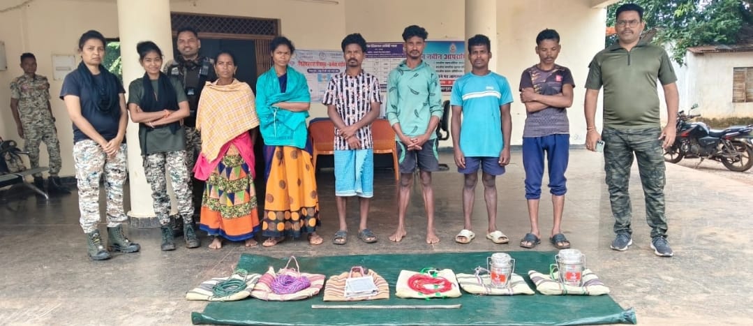 2 लाख के इनामी सहित 6 माओवादी गिरफ्तार