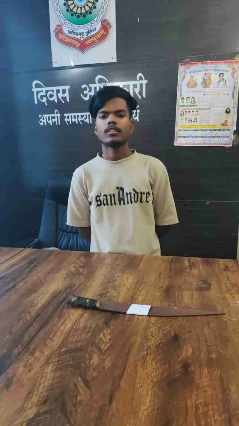 दारू पीने नहीं दिए रुपए तो ईंट पत्थर चलाए और चाकू से किया वार, आरोपी किट्टू समेत दो नाबालिग गिरफ्तार