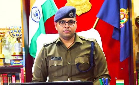 कोरबा पुलिस की कार्रवाई : रात में बेवजह घूमने वालों पर सख्ती, 9 लोगों को पकड़ा गया