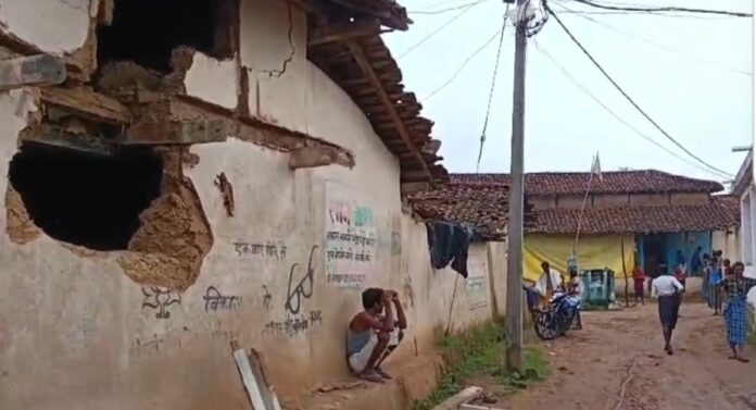 कोरबा में दंतेल हाथी का आतंक: तौलीपाली और कुदमुरा में मचाई तबाही