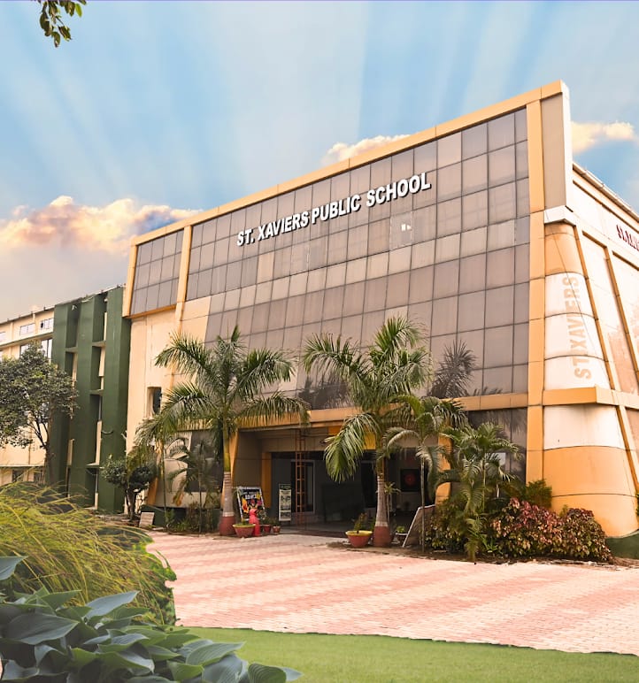 St. Xaviers School ने SC छात्र को निष्कासित किया, मामला तूल पकड़ा