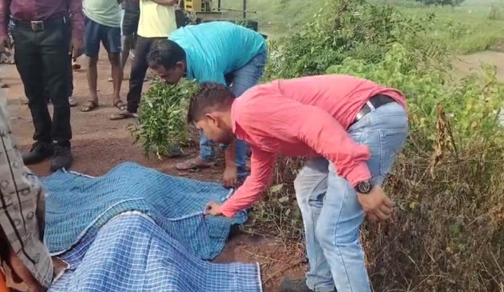 Korba breaking : नहर में गिरी जीसीबी मशीन का ड्राइवर दो दिन बाद मृत अवस्था में मिला