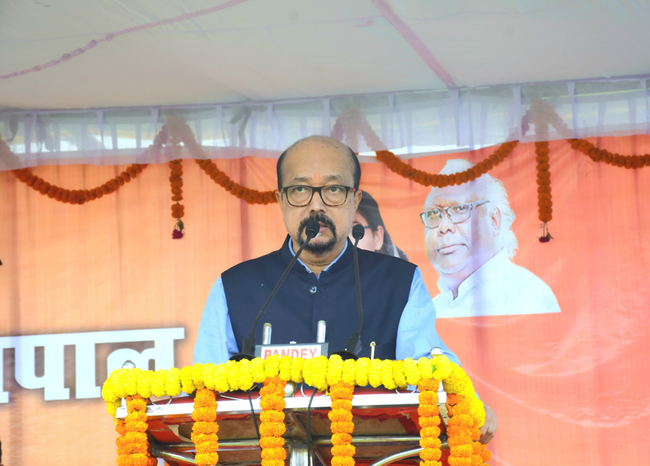 रायपुर : राज्यपाल श्री रमेन डेका बलरामपुर-रामानुजगंज जिले के प्रवास पर पहुंचे