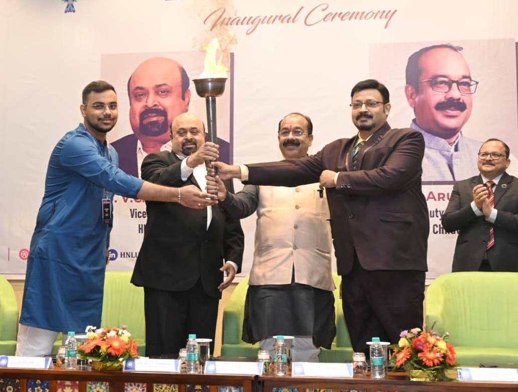 रायपुर : उप मुख्यमंत्री श्री अरुण साव ने अंतर-विश्वविद्यालय उत्सव का किया शुभारंभ