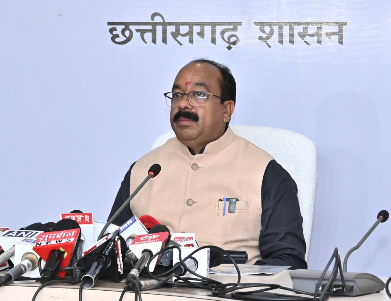 रायपुर : उप मुख्यमंत्री श्री अरुण साव ने कैबिनेट की बैठक में लिए गए निर्णयों की जानकारी दी