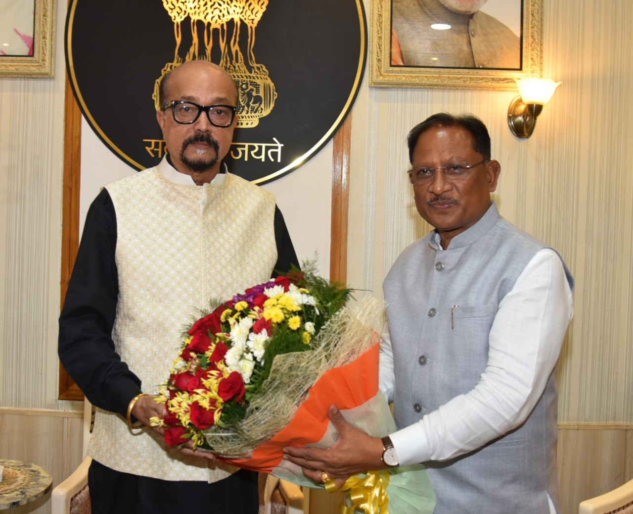 रायपुर : राजभवन में दीपावली मिलन समारोह का हुआ आयोजन