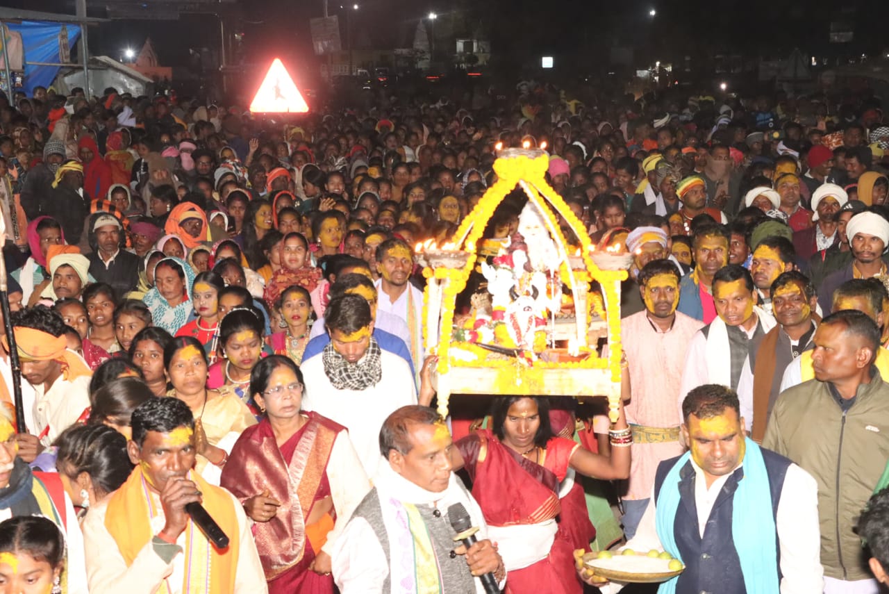 तखतपुर के ग्राम बेलपान में पूर्ण ईशर–गवरा महापूजन महापर्व श्रद्धा व धूमधाम से संपन्न