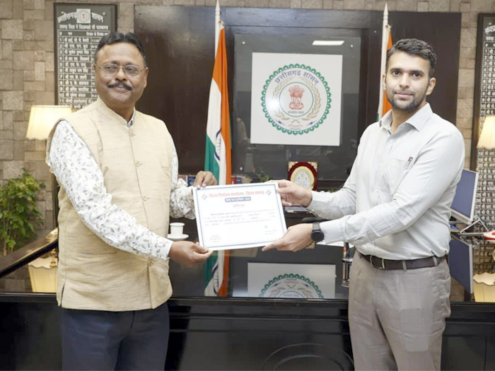 एसआईआर पर जिले के 1033 पोलिंग बूथ में डिजिटाइजेशन कार्य सौं फीसदी पूरा