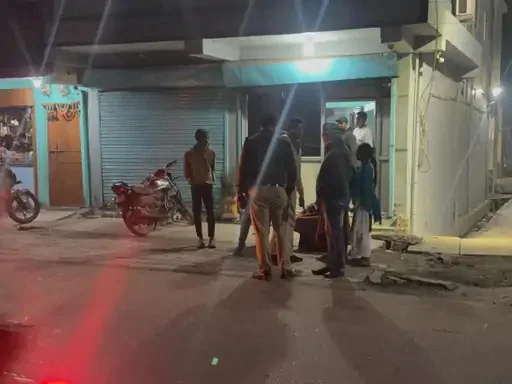 कोरबा: प्रेम प्रसंग के विवाद में जमकर मारपीट और पत्थरबाजी, 6 घायल, युवती ने किया आत्महत्या का प्रयास