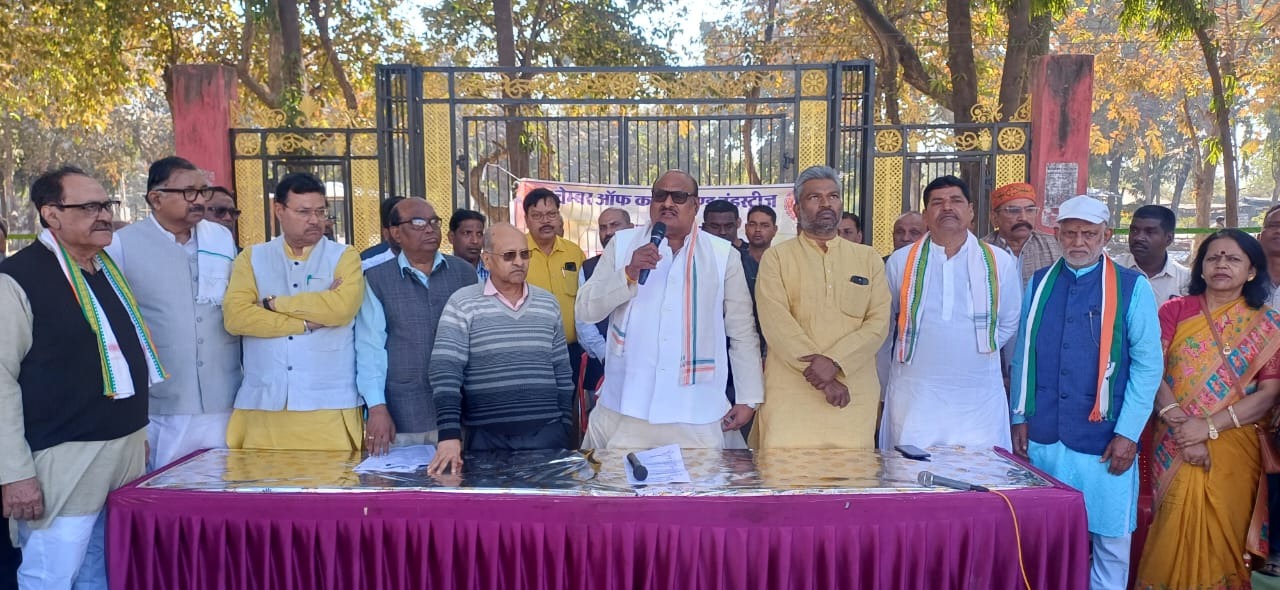 बालको में छोटे दुकानदारों के समर्थन में कांग्रेस का सख्त रुख: जयसिंह अग्रवाल ने की निरीक्षण यात्रा