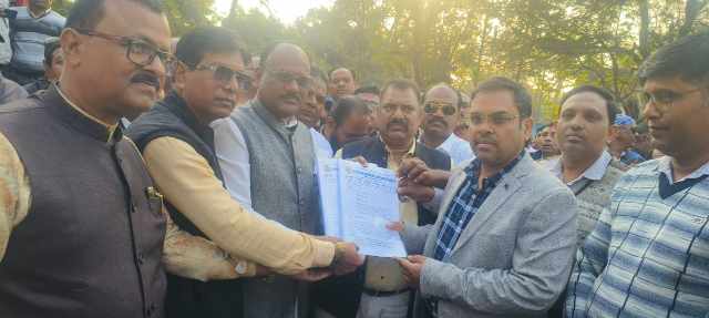 कोरबा में कर्मचारी अधिकारी फेडरेशन का तीन दिवसीय आंदोलन संपन्न,अंतिम दिन हजारों कर्मचारियों की विशाल रैली