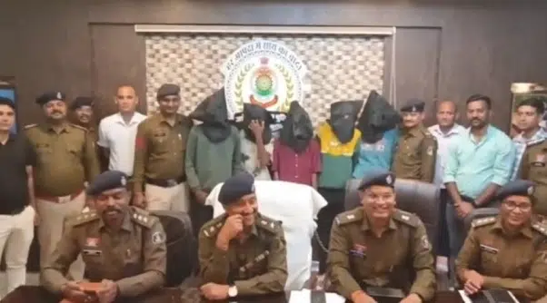 सिर पर हमला और लूटपाट का खौफनाक तरीका, 8 आरोपी गिरफ्तार, एक मुठभेड़ में घायल