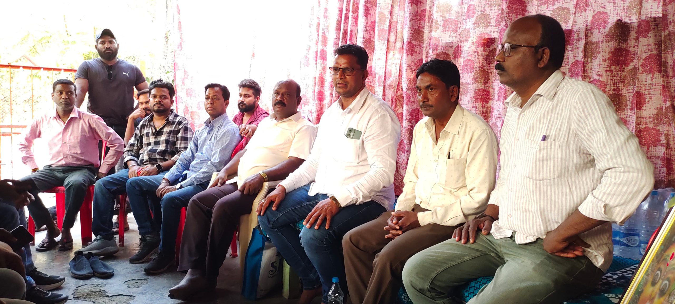 श्री श्री सोलापुरी माता पूजा समिति बंगलायार्ड की बैठक संपन्न माता पूजा 2026 को ऐतिहासिक बनाने का संकल्प